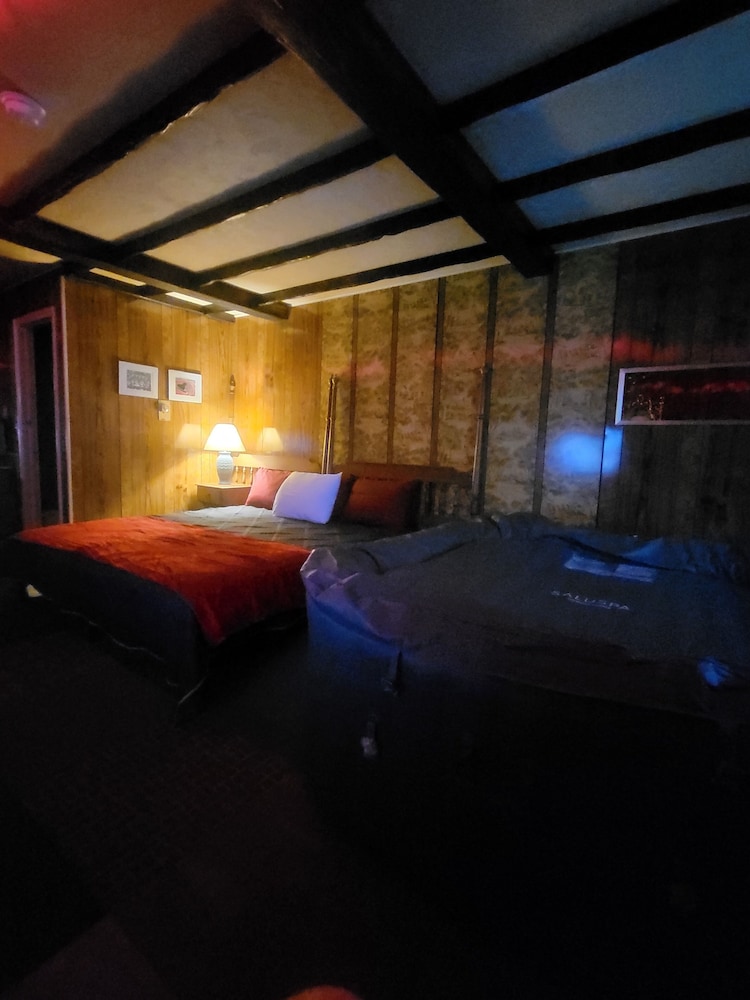 Pocono Mountains Hotel and Spa - photo 79