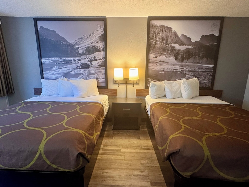Super 8 by Wyndham Great Falls City Center in Great Falls, United States