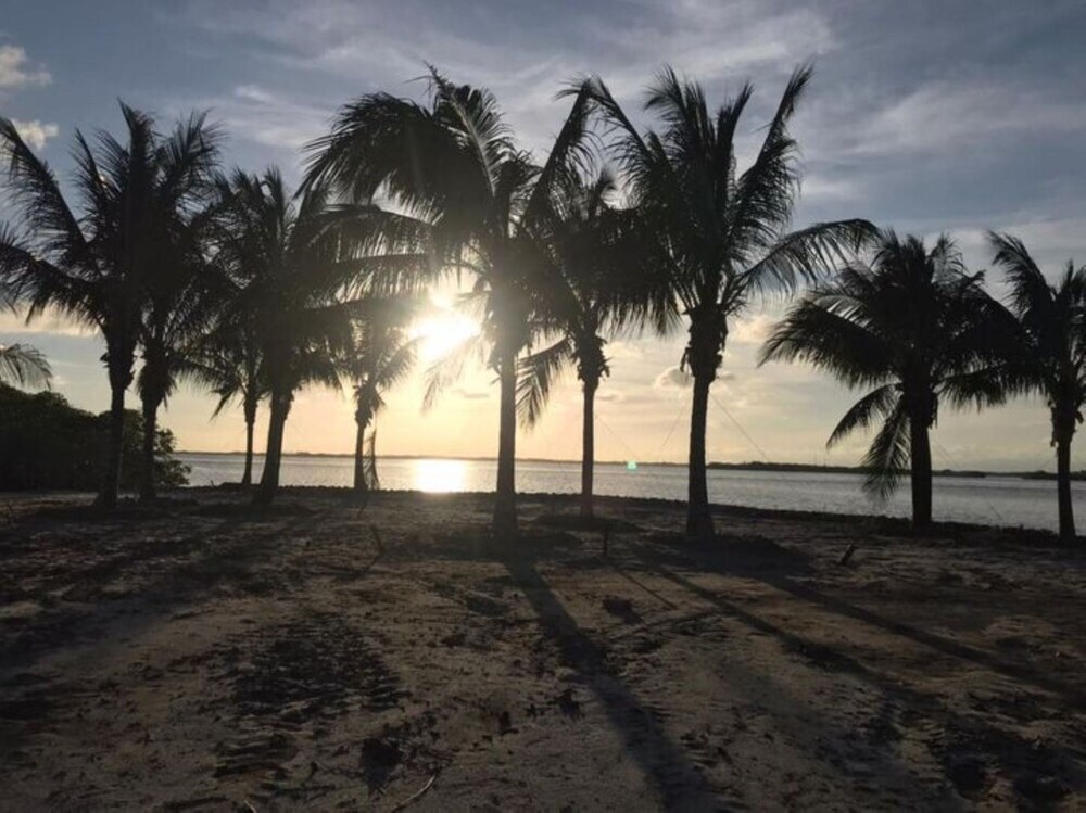 Seabird Belize Vacation Rentals — 5-Star Luxury Hotel in Placencia, Belize