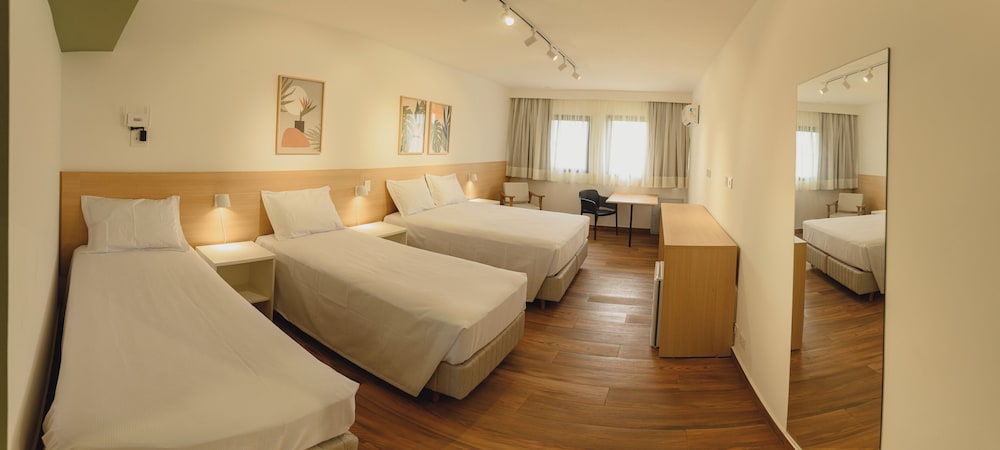 Hotel Thermas da Mata Cotia próximo ao Parque Anmália in Cotia, Brasil