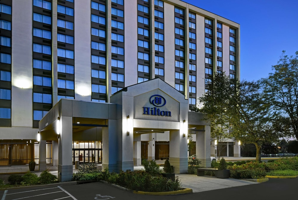 Hilton Hasbrouck Heights Meadowlands — hotel near Teterboro Airport