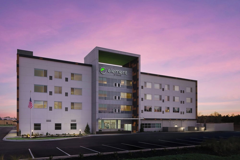 Element Pooler Savannah Airport — Pooler