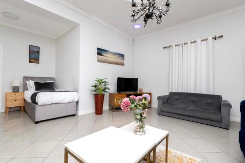 Serena Inn Apartment No5