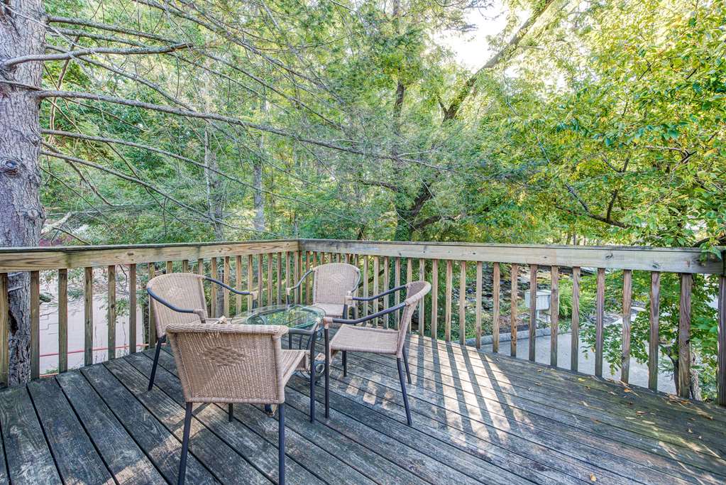 Quality Inn Creekside Downtown Gatlinburg - photo 37