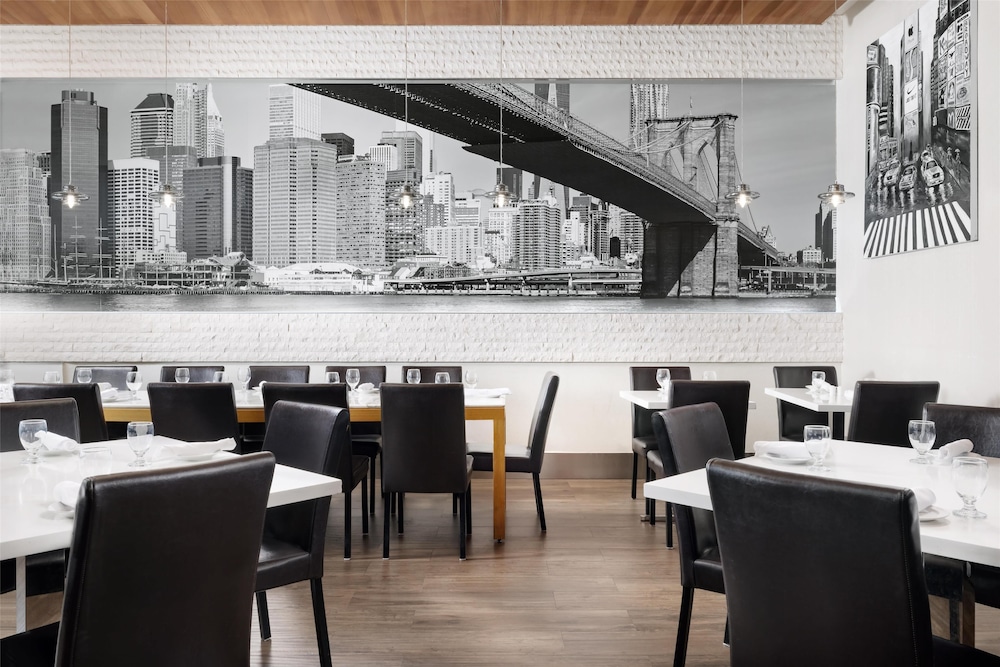 Hilton Garden Inn New York Times Square Central - photo 53