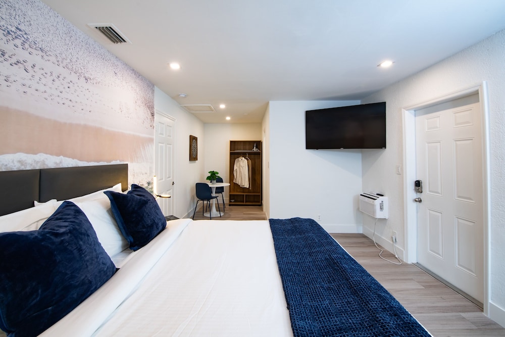 The Lauderdale Boutique Hotel - photo 42