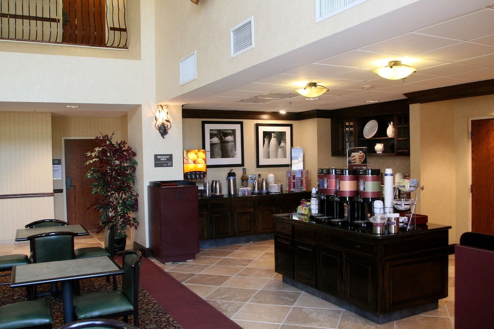 Hampton Inn & Suites Oxford Anniston - photo 46