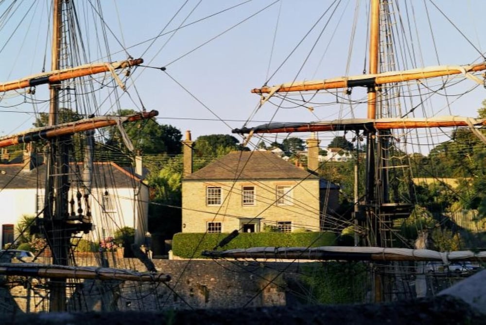 Antonia's Pearls — 4-Star Luxury Hotel in St Austell, United Kingdom