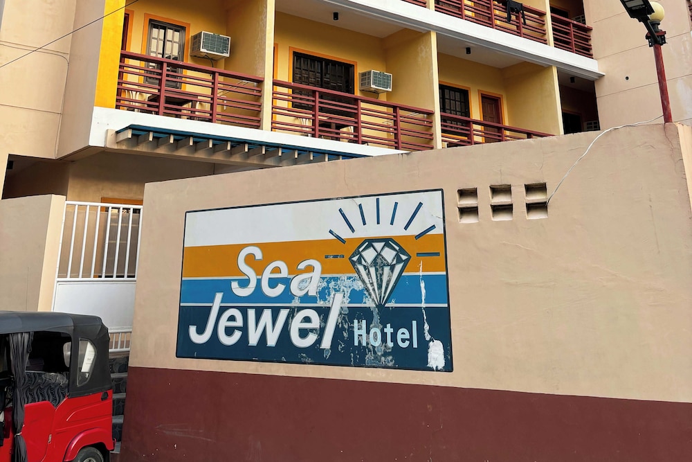 Sea Jewel Hotel Puerto Galera powered by Cocotel in Puerto Galera, Philippines