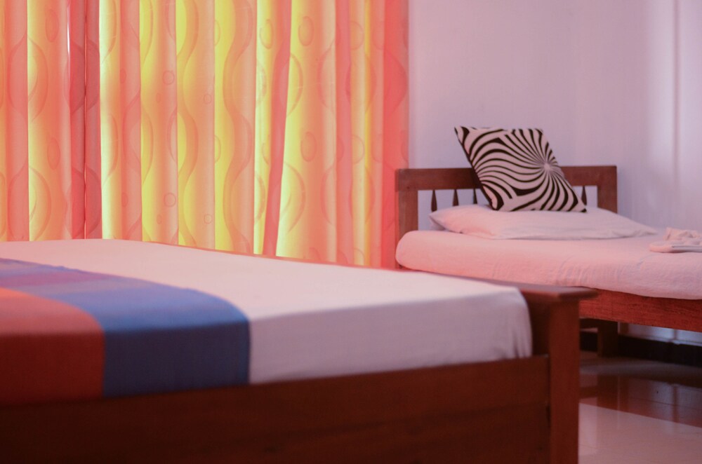 Blue Mount Resort - carbon neutral hotel in Kandy