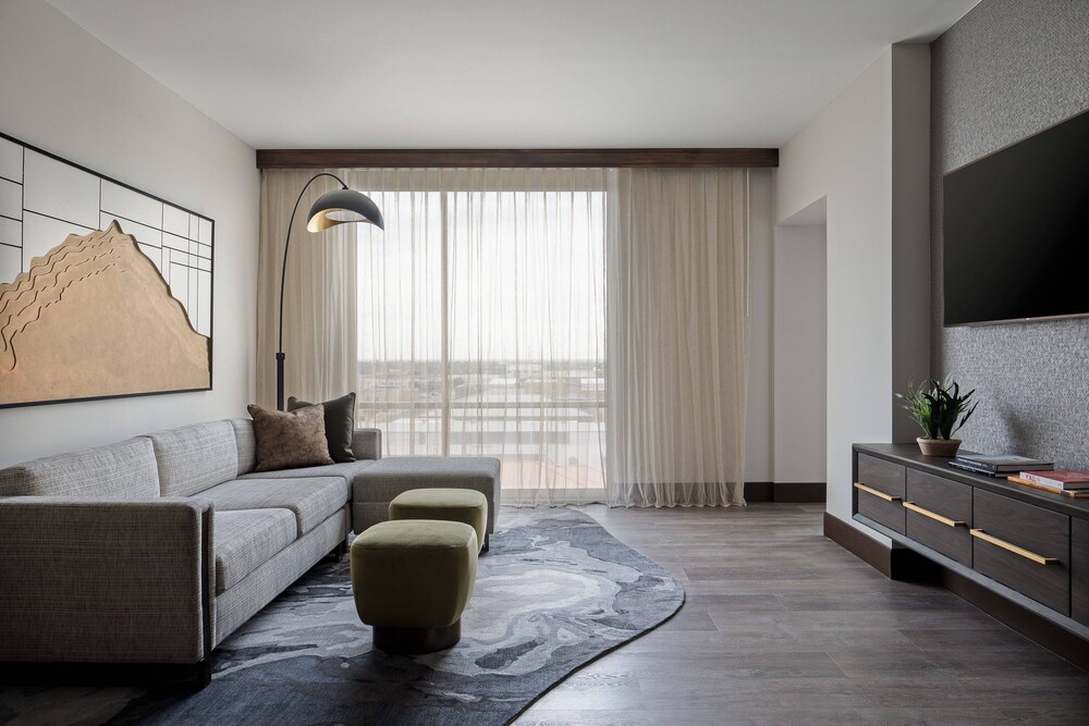 Odessa Marriott Hotel & Conference Center - photo 14