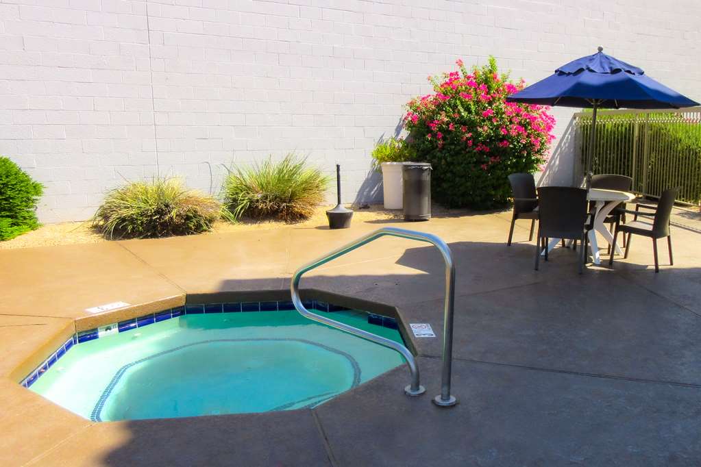 Comfort Inn & Suites Phoenix North Deer Valley - photo 28