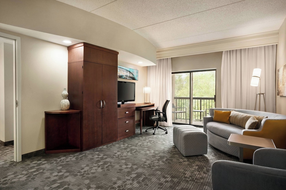 Courtyard by Marriott Middletown Goshen - photo 19