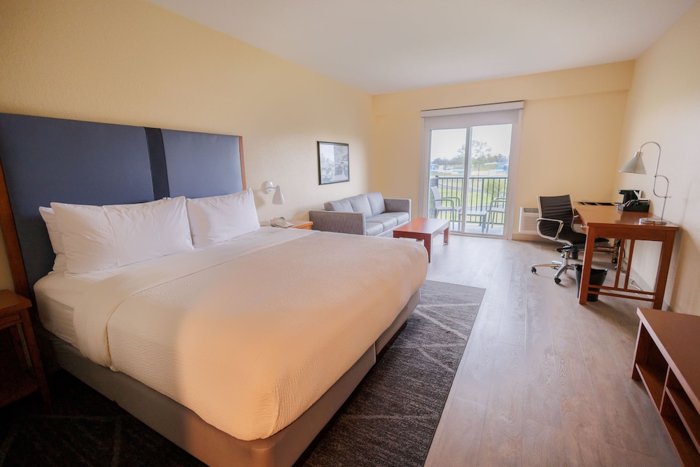 SEVEN Sebring Raceway Hotel - photo 6