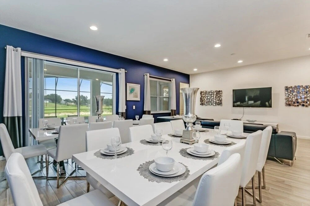 Luxury 12 Bed Pool Villa at Solterrra Resort - photo 27