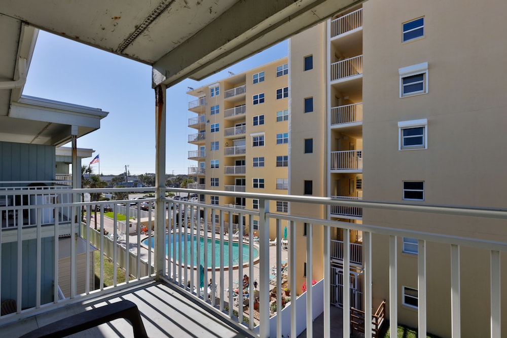Coastal Waters Inn - photo 136