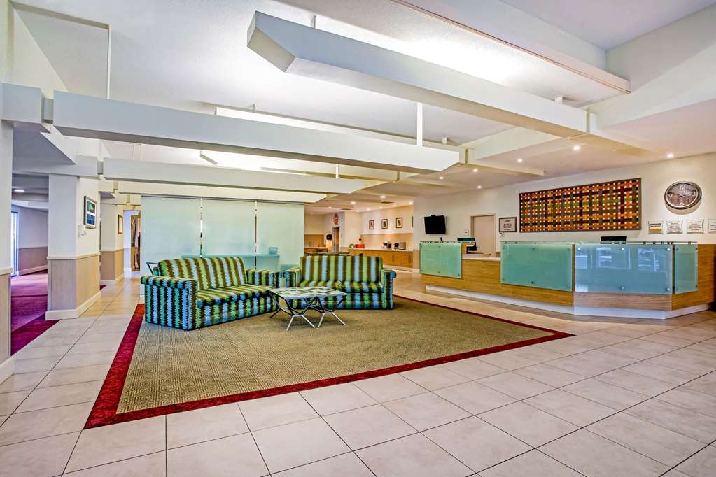 La Quinta Inn & Suites by Wyndham Danbury - photo 11