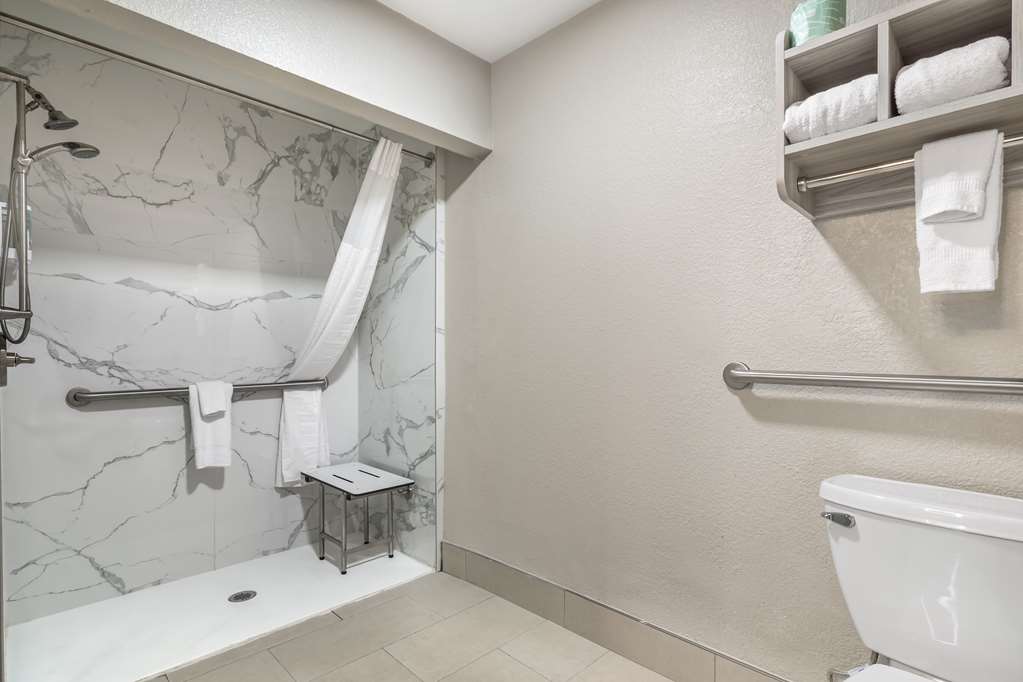 Best Western Park City Wichita North - photo 37