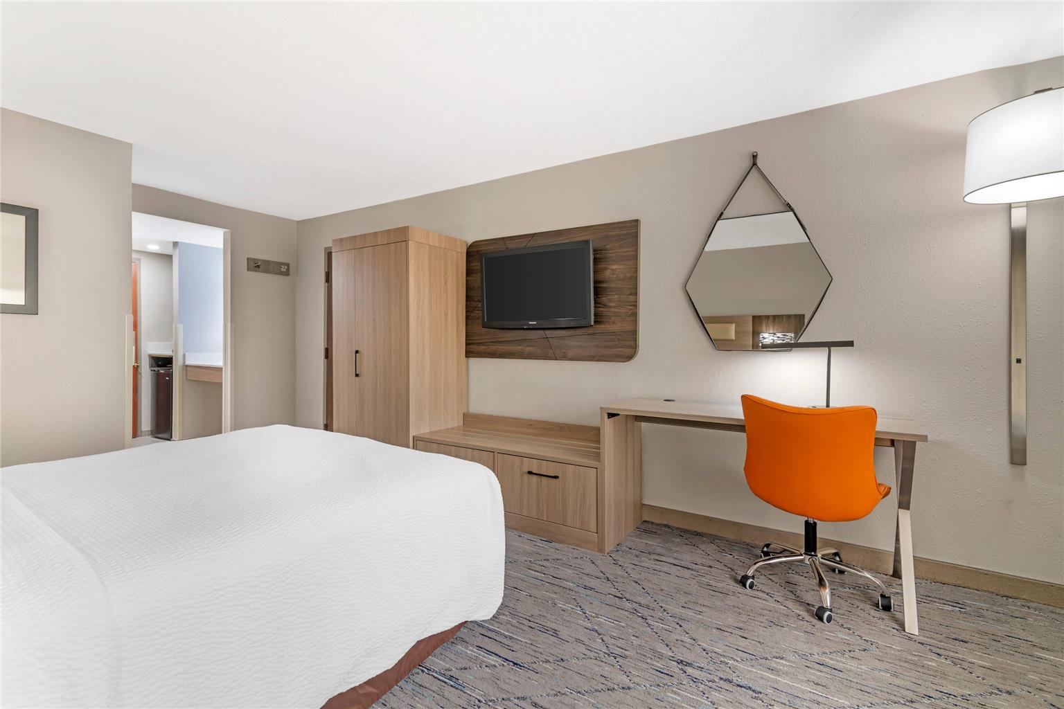 Keene Elm City Hotel an Ascend Collection Hotel - photo 23