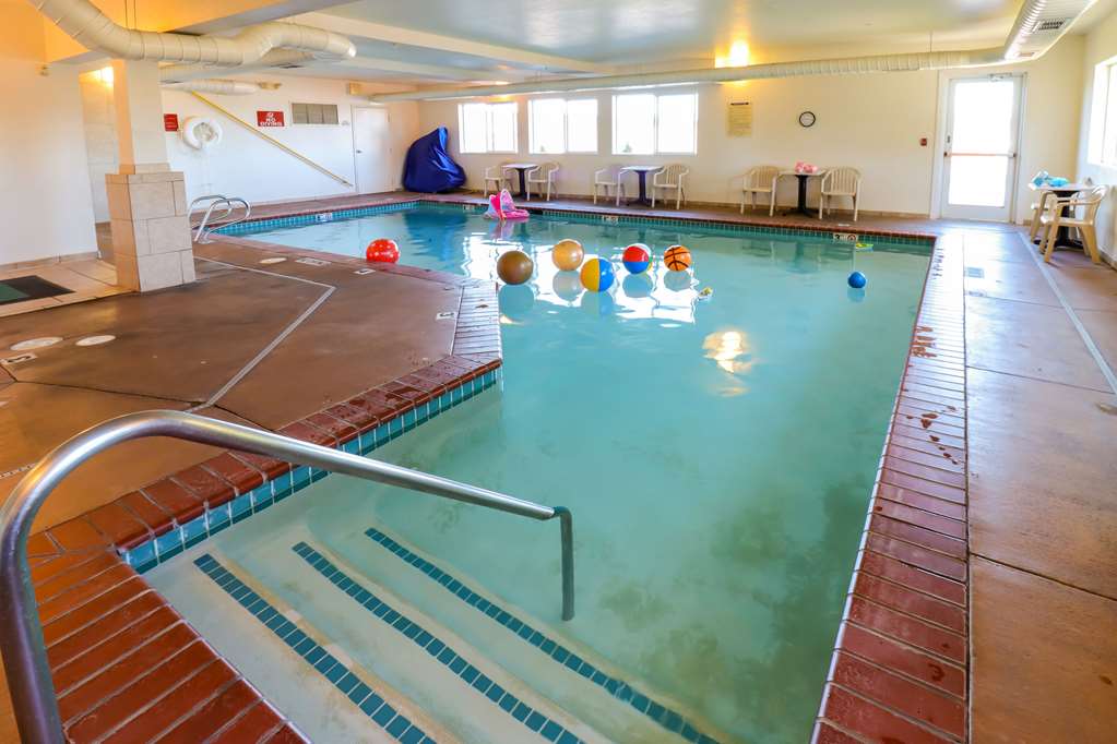 Quality Inn & Suites Sequim at Olympic National Park - photo 34