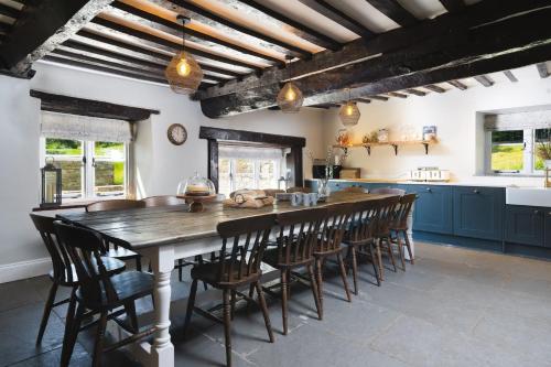 Summergreen Farmhouse — Bampton — photo 3