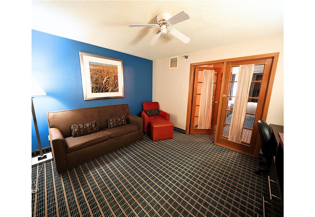 Baymont by Wyndham Marshalltown - photo 24