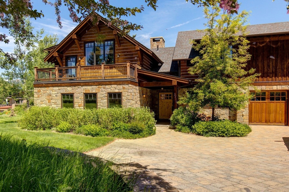 Abode At Skyline in Jackson, United States