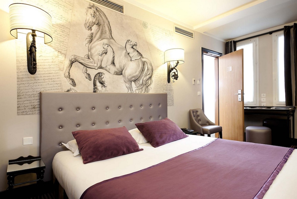 Hôtel Ducs D'Anjou — 4-Star Luxury Hotel in Paris, France