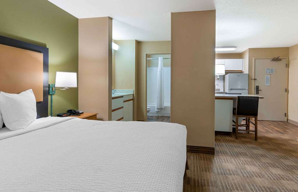 Extended Stay America Suites Kansas City Overland Pk Nall Av - photo 37