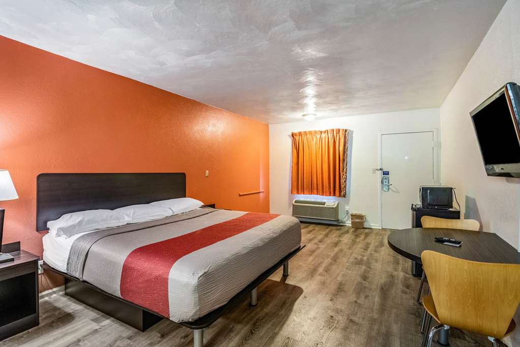 Motel 6 Portsmouth VA - photo 19
