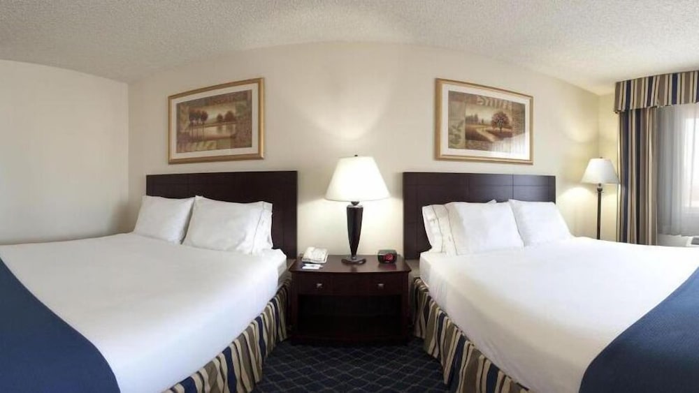 Holiday Inn Express Hotel & Suites Torrington by IHG - photo 7