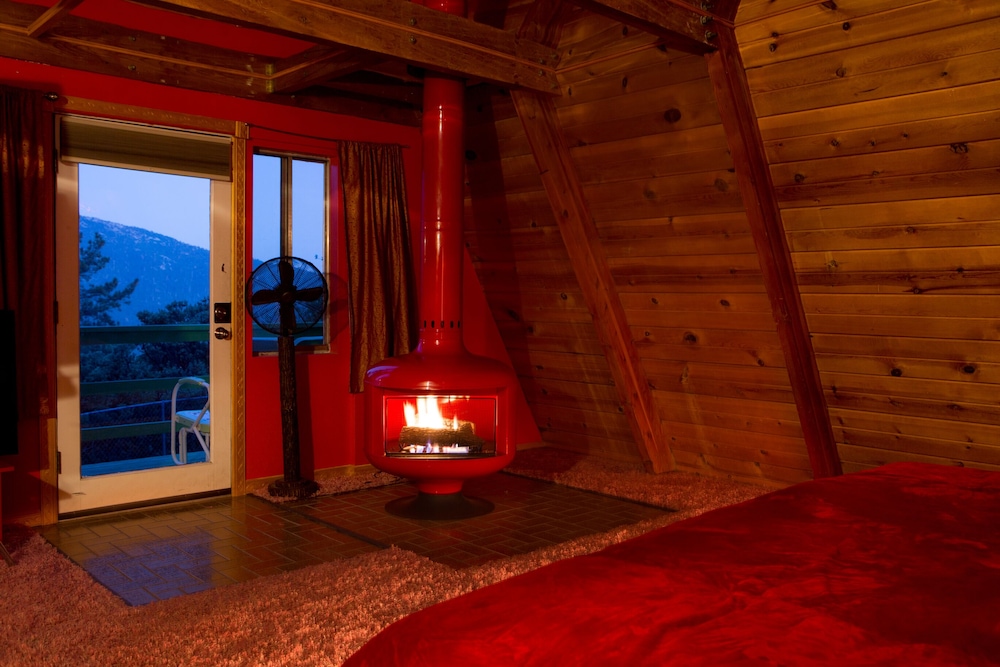 Hicksville Pines Chalets & Motel - photo 23