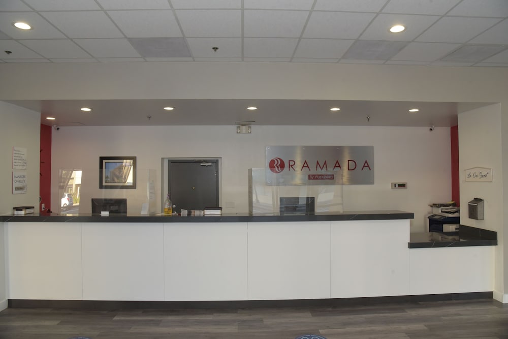 Ramada by Wyndham San Diego National City - photo 6