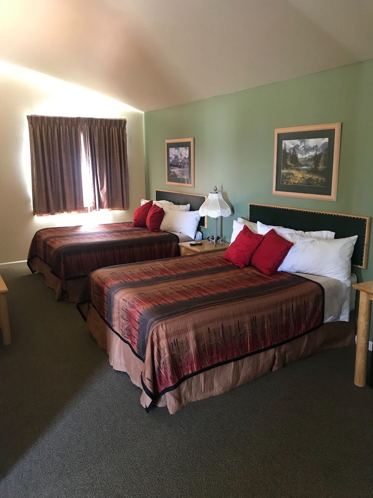 Green Gables Inn - photo 8