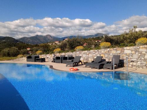 Appartamento Leccino Con Piscina Riva Trigoso — 4-Star Luxury Hotel in Sestri Levante, Italy
