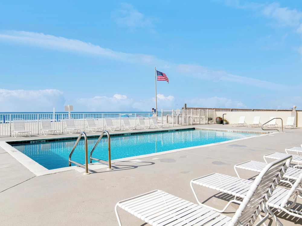 Gulf Tower #12C by Southern Vacation Rentals - photo 17