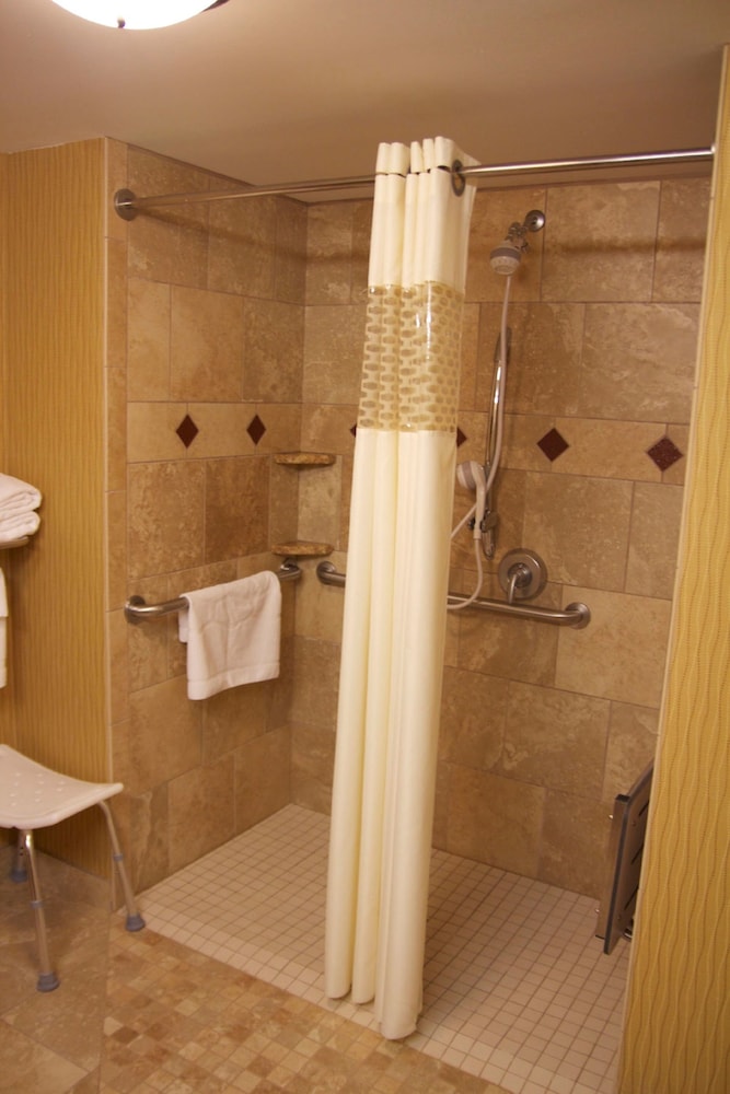 Hampton Inn & Suites Watertown - photo 60