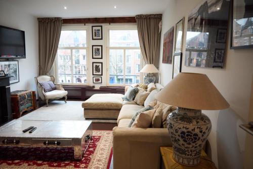 Redlight Canalview City Centre — 4-Star Luxury Hotel in Amsterdam, Netherlands