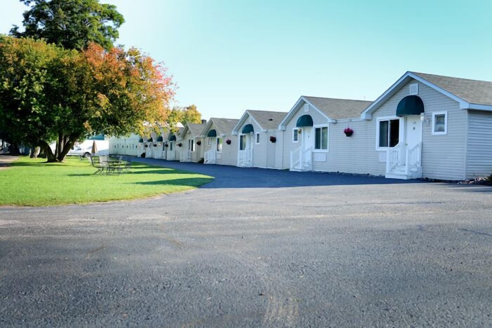 Lockview Motel - photo 44