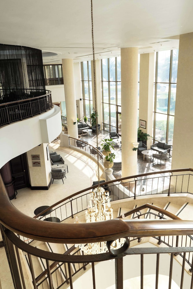 מזון ומשקאות