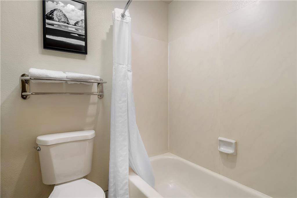 Best Western Plus Inn of Hayward - photo 33