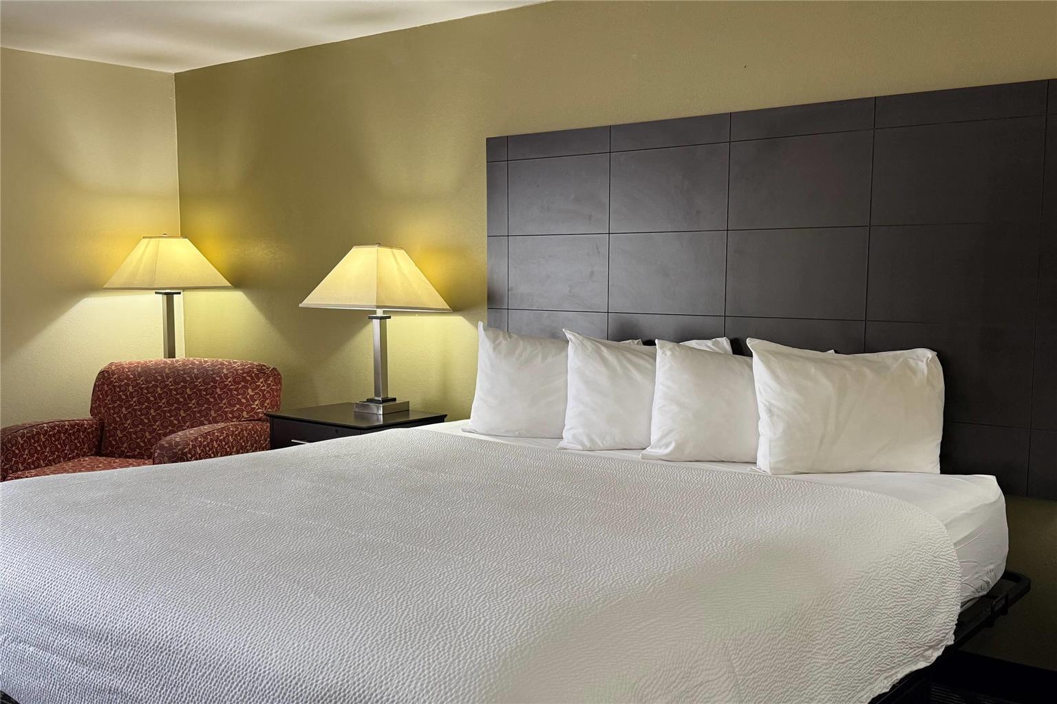 Baymont by Wyndham Evansville North Haubstadt - photo 6