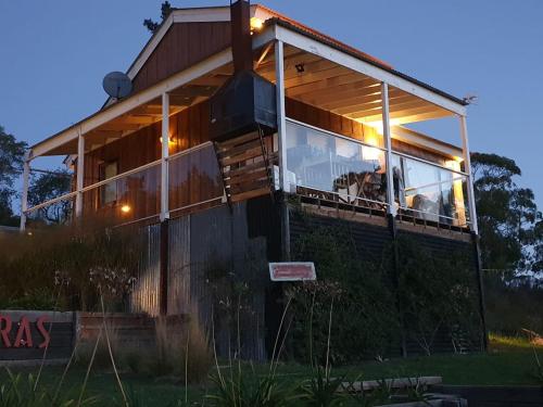 Al Pie De Las Sierras En Villa Del Lago — 4-Star Luxury Hotel in Tandil, Argentina