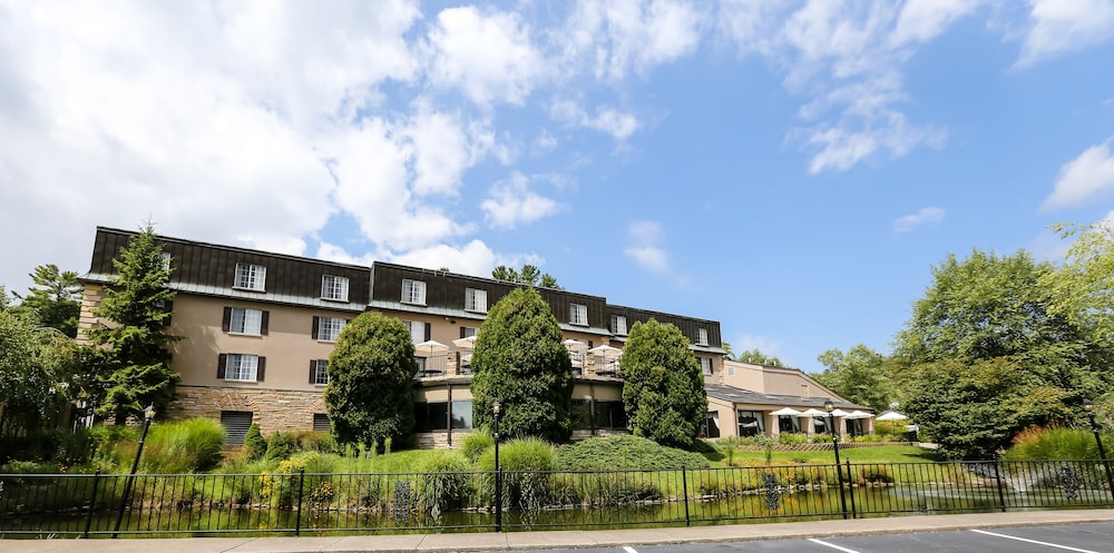 Meadowbrook Inn - photo 47