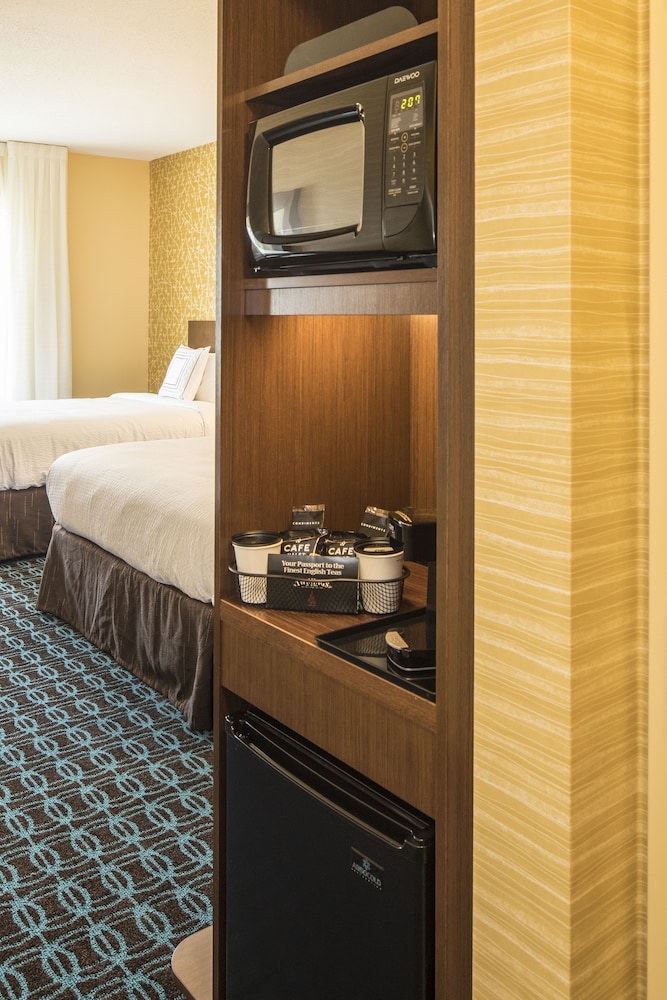 Fairfield Inn & Suites by Marriott Pittsburgh North McCandless Crossing - photo 9