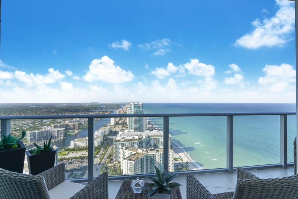 Contemporary Beach Resort Condos - photo 116