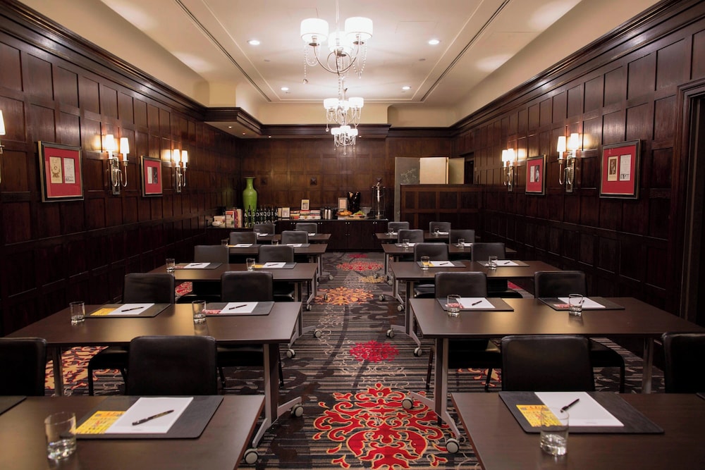 The Algonquin Hotel Times Square Autograph Collection - photo 51