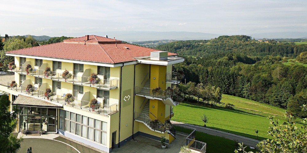 Hotel Liebmann - carbon neutral hotel in Lassnitzhoehe