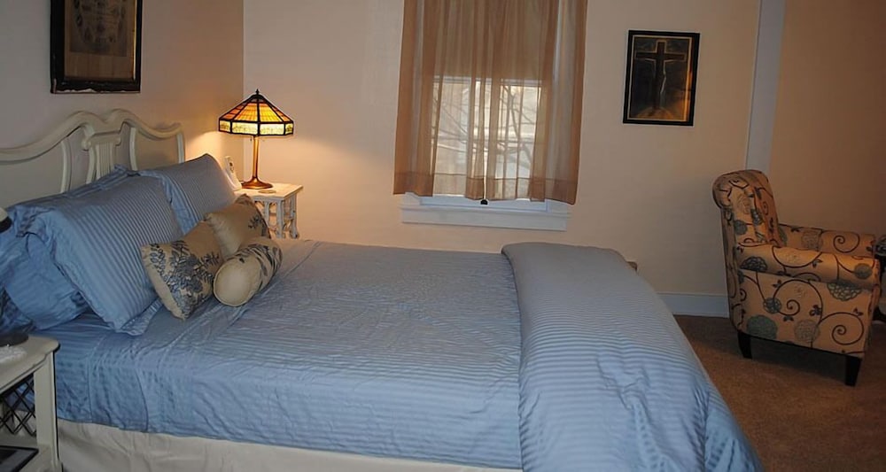 Crestmont Inn - photo 19