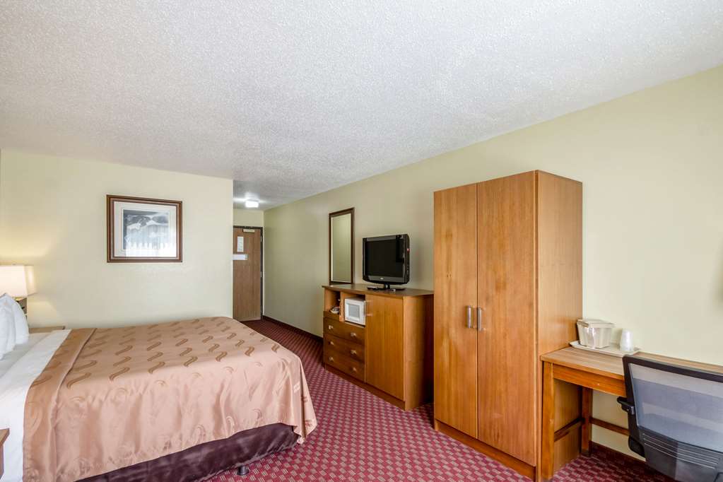 Quality Inn Mineral Point - photo 14